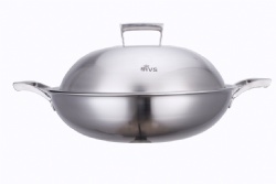 wok with two handles